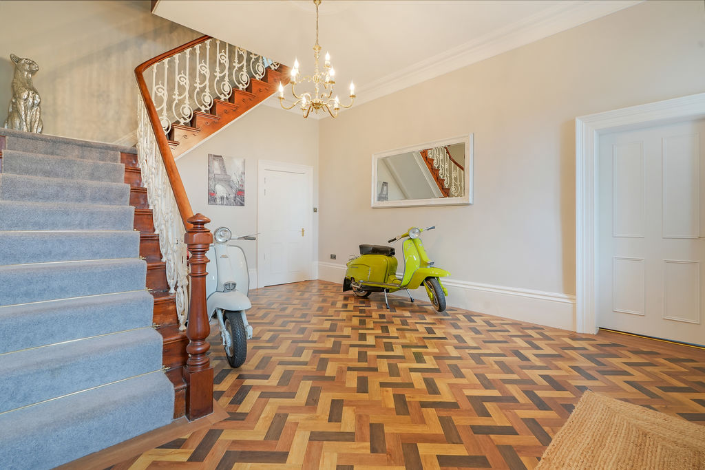 90 Southgate Eckington